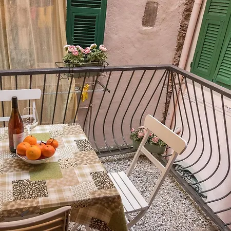 Casa Del Borgo By Arbaspaa Riomaggiore Exterior photo